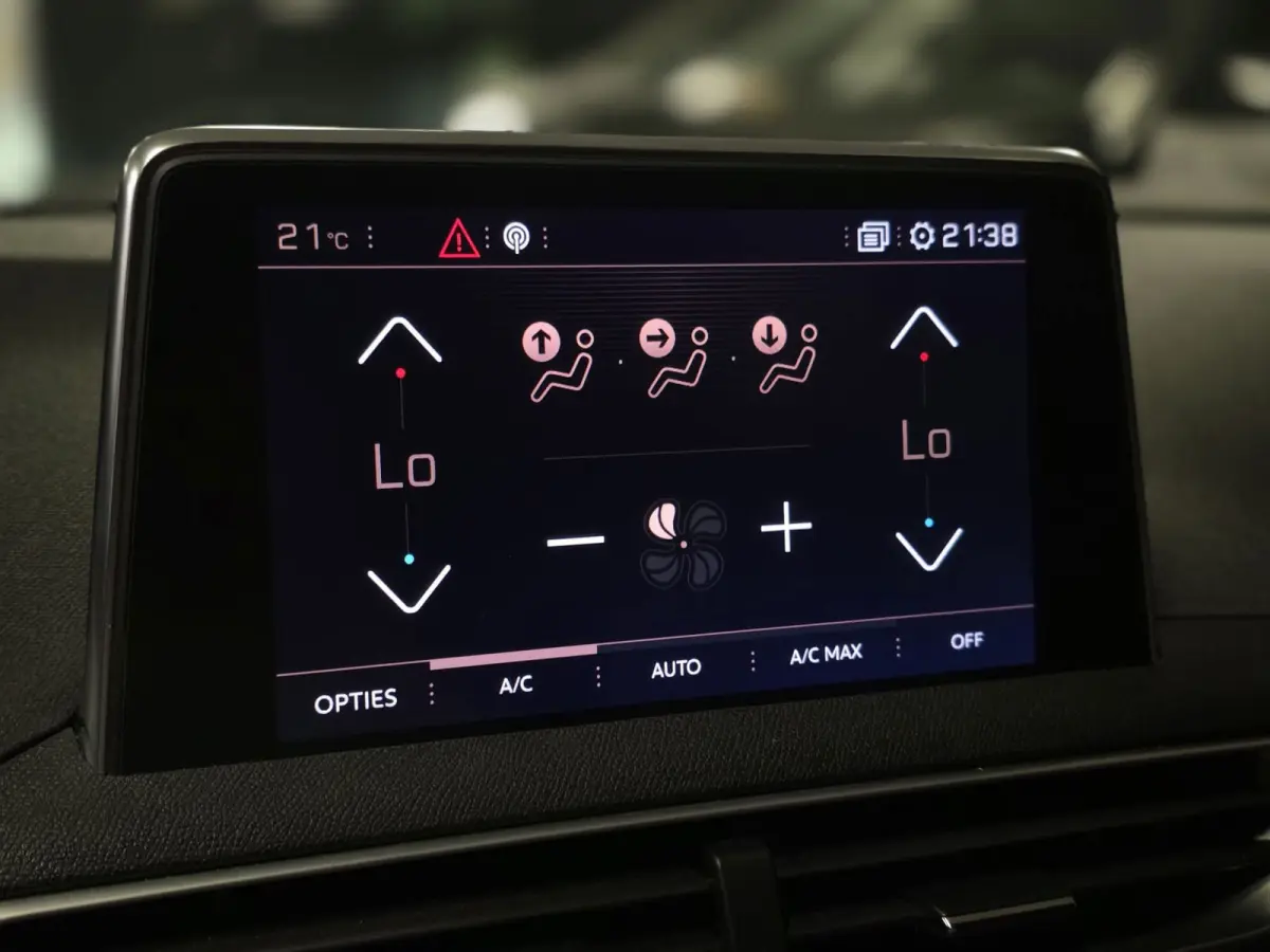 1.2 PureTech GT-Line|PANODAK|CAMERA|ACC
