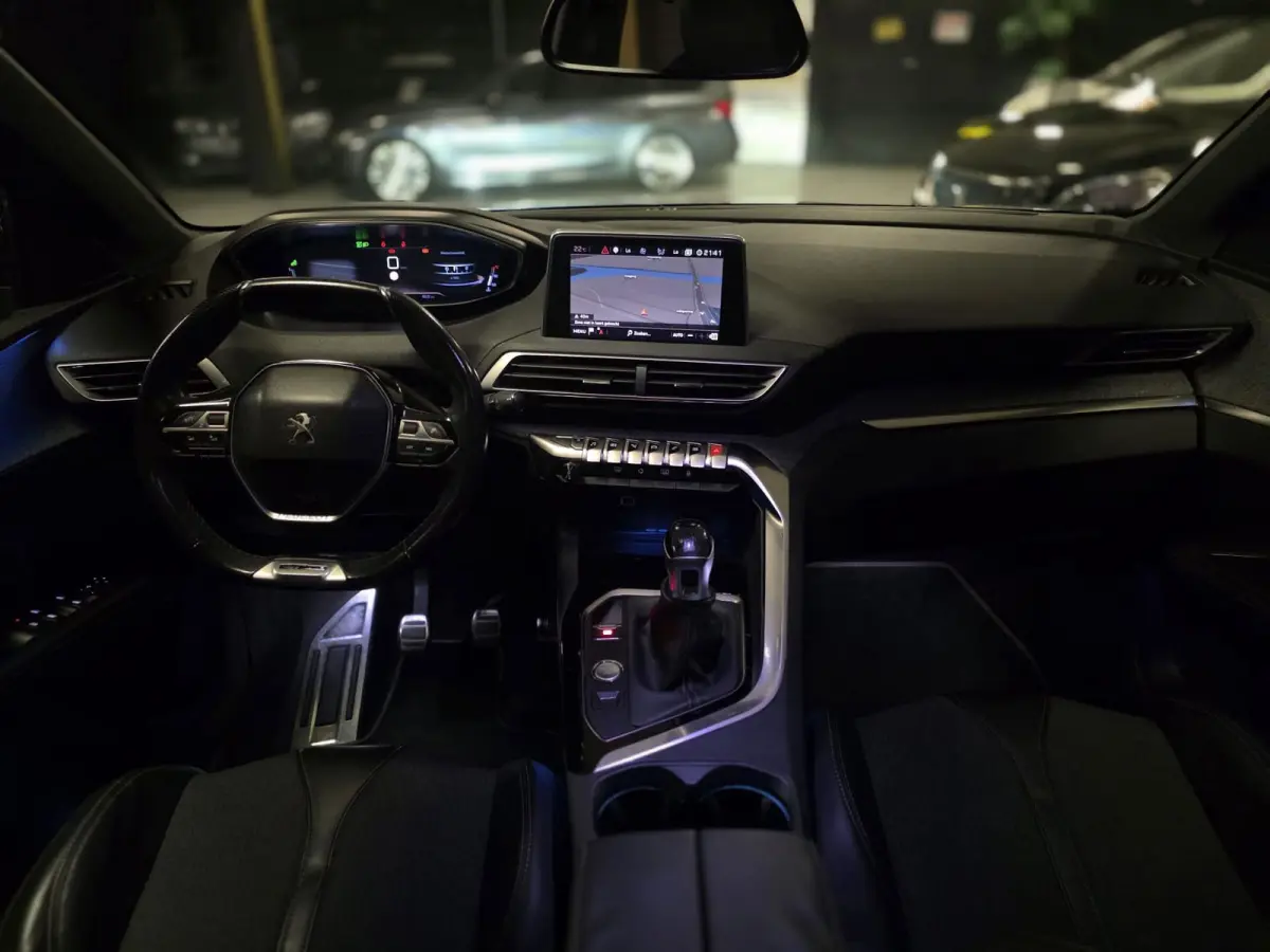 1.2 PureTech GT-Line|PANODAK|CAMERA|ACC