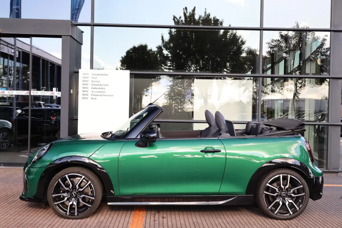 S | John Cooper Works uitvoering + M Pakket