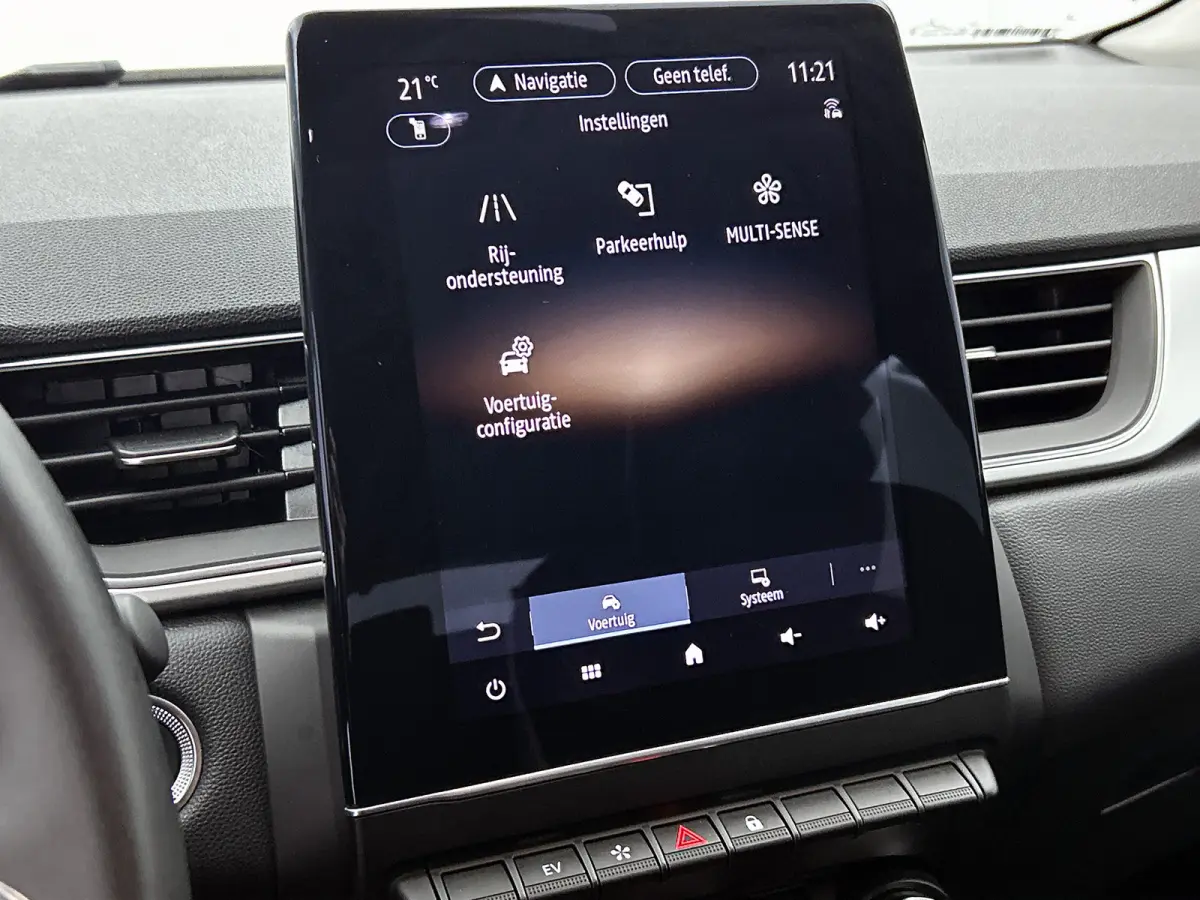 E-Tech full hybrid 145 techno | CAMERA | NAVI GROOT