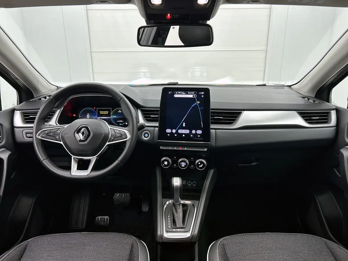 E-Tech full hybrid 145 techno | CAMERA | NAVI GROOT