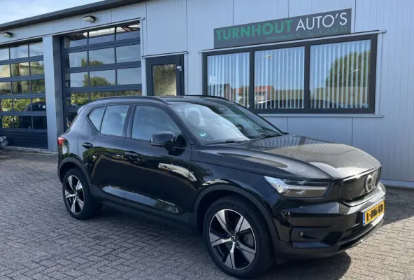 P8 AWD R-Design | Lounge Pack (audio installatie premium, elektrisch glazen panorama-dak, parkeersensor voor, rondomzicht camera) en Seat Pack (elektrisch verstelbare passagiersstoel, elektr