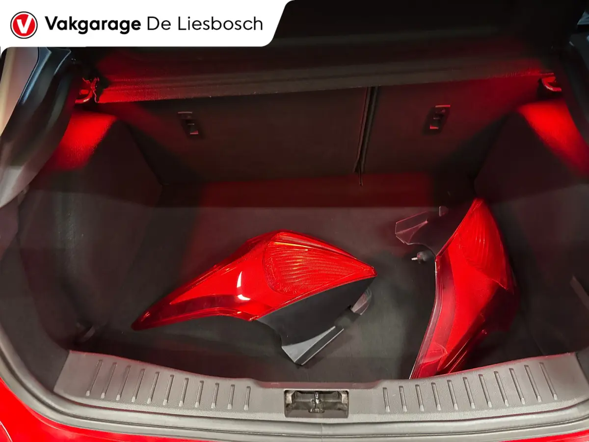 1.5 Red Edition / navi / cruisecontrol / nieuwe motor / super nette staat