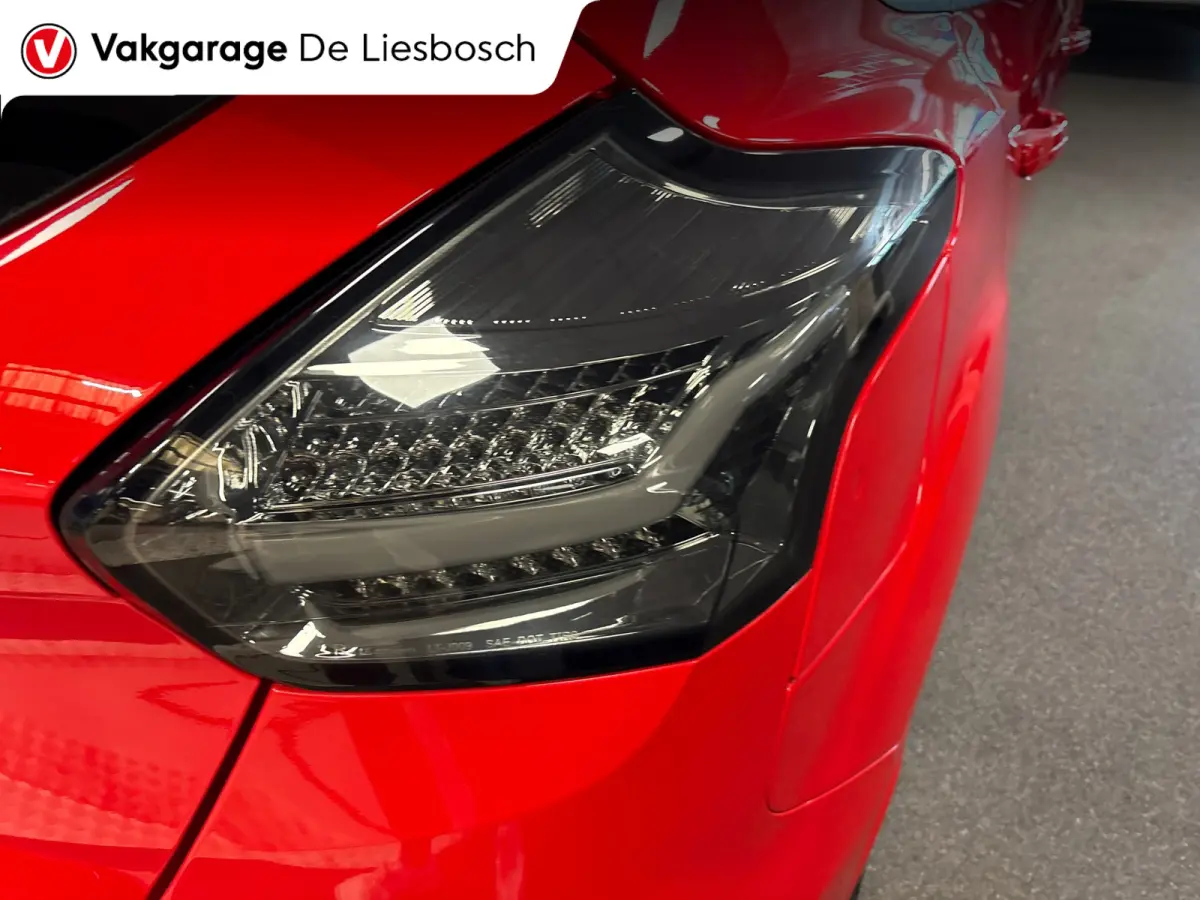 1.5 Red Edition / navi / cruisecontrol / nieuwe motor / super nette staat