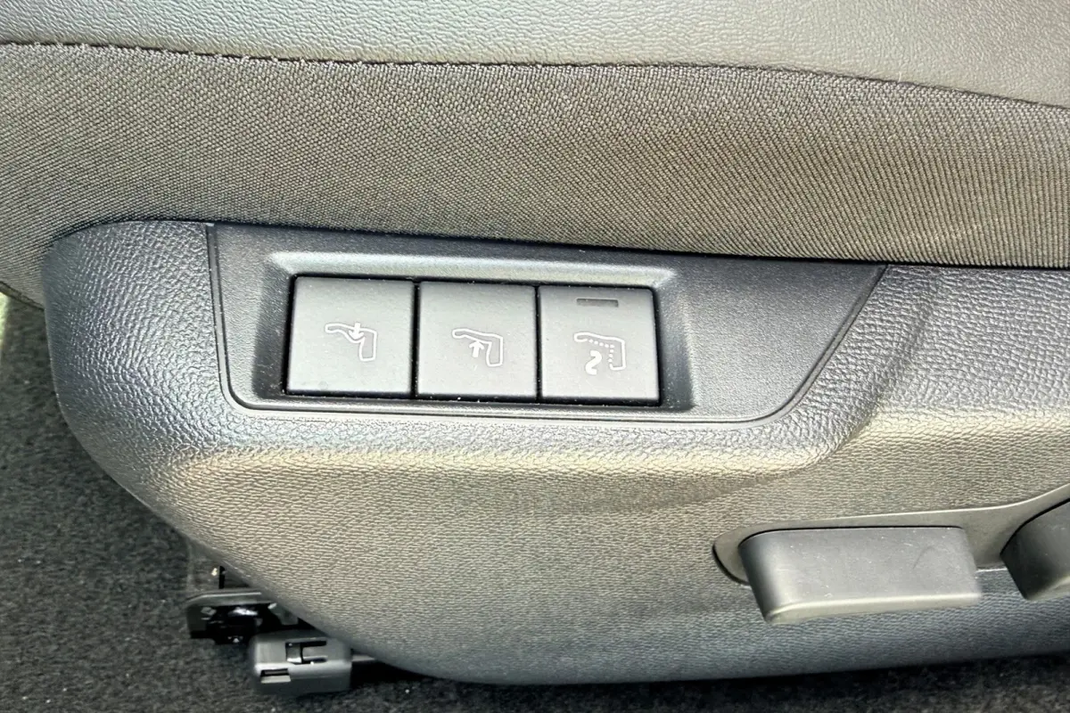 LX 51 kWh ZEER COMPLEET! NIEUWE AUTO! 10X OP VOORRAAD!