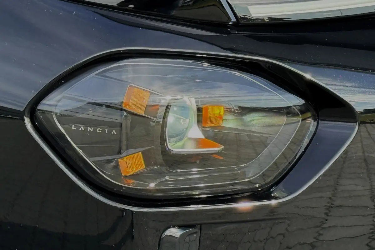 LX 51 kWh ZEER COMPLEET! NIEUWE AUTO! 10X OP VOORRAAD!