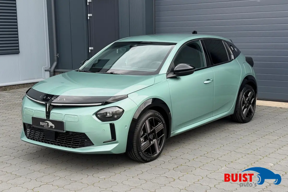 Lancia Ypsilon 2026 Elektrisch Automatisch leasen