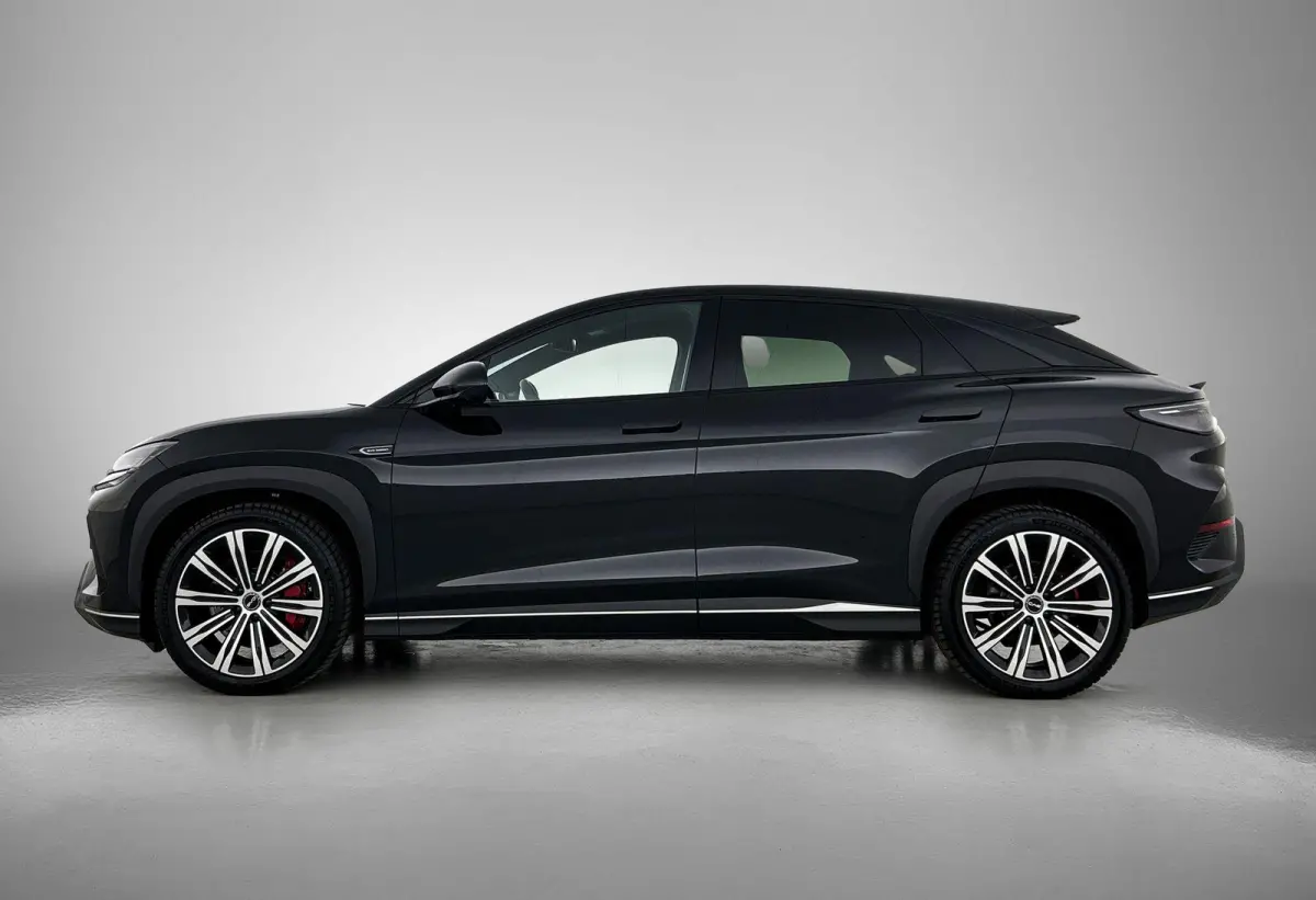 Excellence AWD 91.3 kWh | PANORAMADAK | LEER | HEAD-UP | CAMERA | STOELVERKOELING