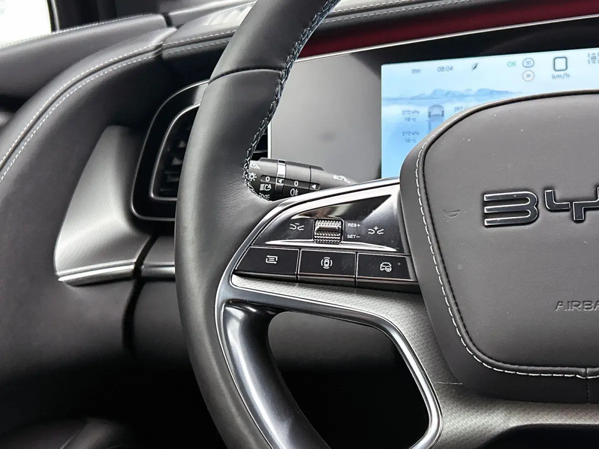 Excellence AWD 91.3 kWh | PANORAMADAK | LEER | HEAD-UP | CAMERA | STOELVERKOELING