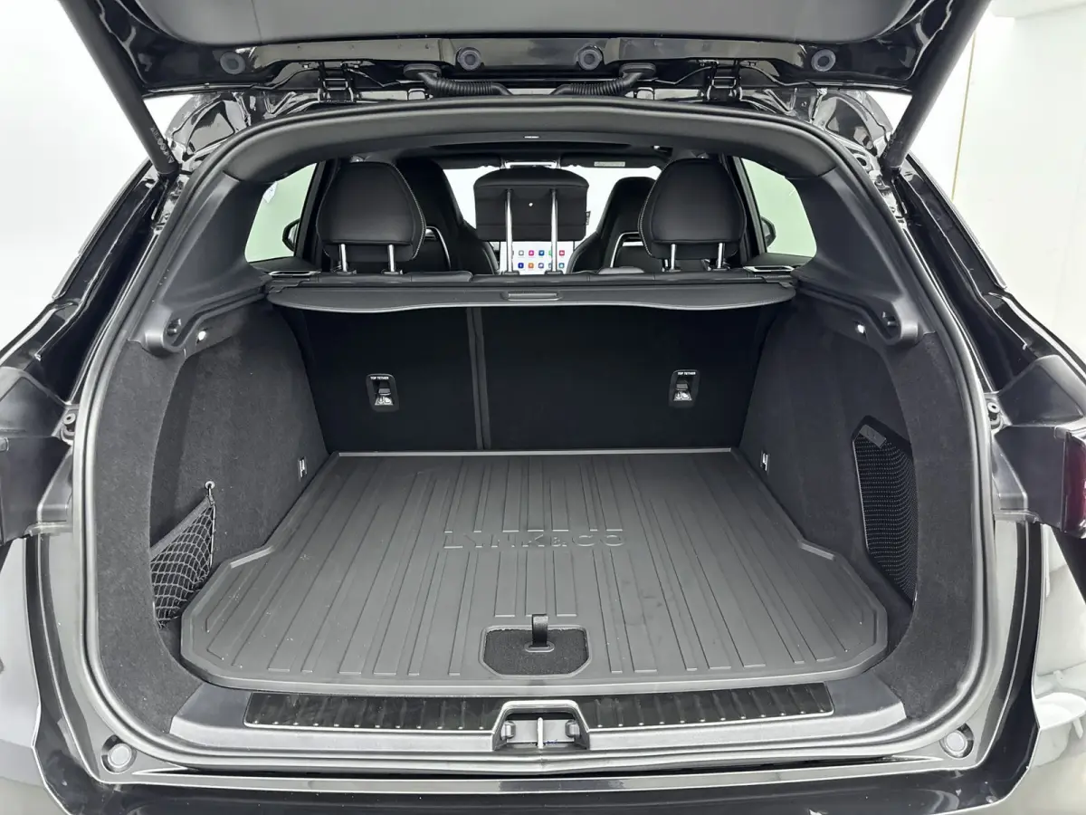 1.5 More | Apple Carplay/Android Auto|telefoonintegratie premium | Audio installatie premium | Cruise control adaptief |