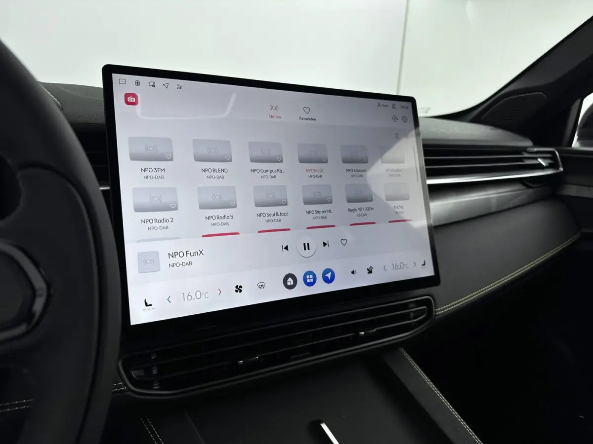 1.5 More | Apple Carplay/Android Auto|telefoonintegratie premium | Audio installatie premium | Cruise control adaptief |