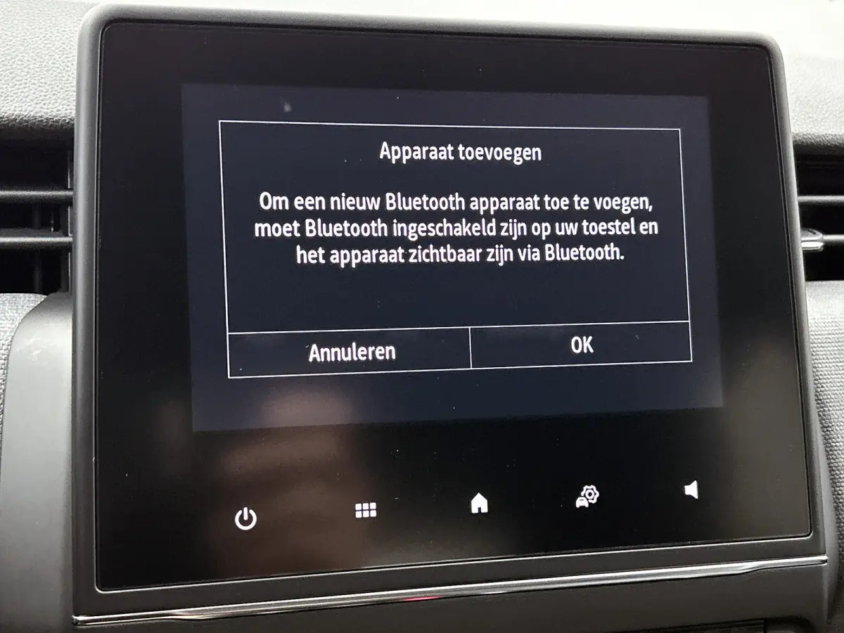 TCe 90PK GPF evolution | CAMERA | NAVI | DEALER ONDERHOUDEN | STOEL VERWARM. | PARK. SENSOREN | CARPLAY