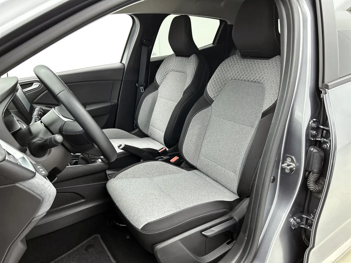 TCe 90PK GPF evolution | CAMERA | NAVI | DEALER ONDERHOUDEN | STOEL VERWARM. | PARK. SENSOREN | CARPLAY