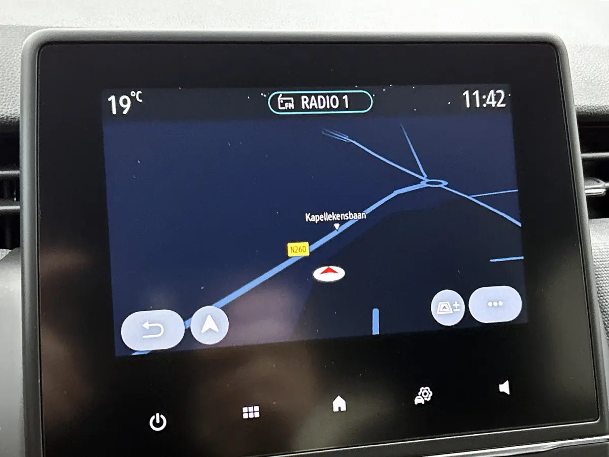 TCe 90PK GPF evolution | CAMERA | NAVI | DEALER ONDERHOUDEN | STOEL VERWARM. | PARK. SENSOREN | CARPLAY