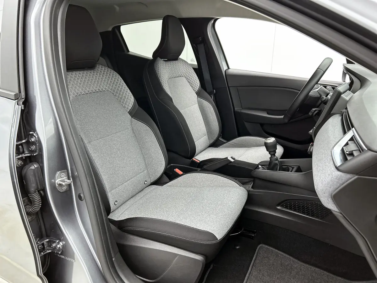 TCe 90PK GPF evolution | CAMERA | NAVI | DEALER ONDERHOUDEN | STOEL VERWARM. | PARK. SENSOREN | CARPLAY