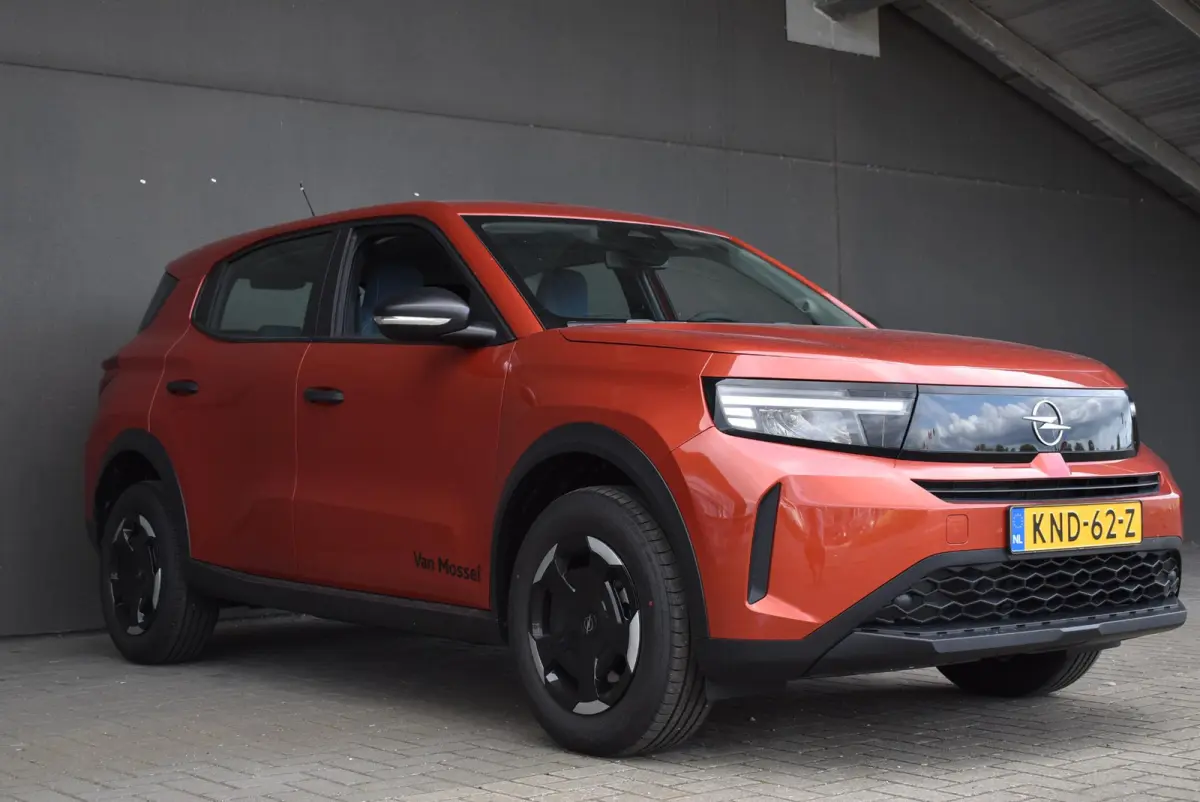 Edition 44 kWh | Navi | Climate | Cruise | PDC | Camera | Apple CarPlay/Android Auto/ DEMO Model