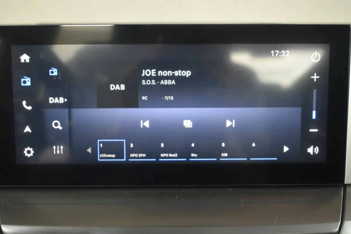 Edition 44 kWh | Navi | Climate | Cruise | PDC | Camera | Apple CarPlay/Android Auto/ DEMO Model