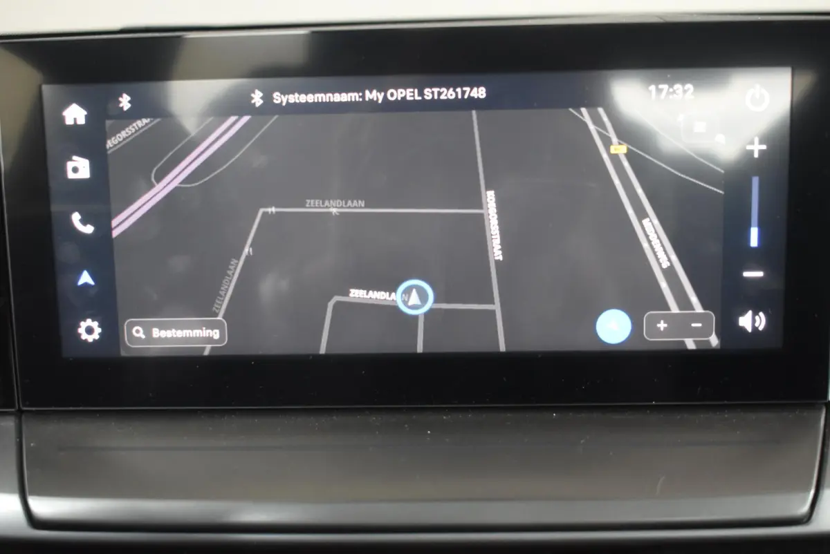 Edition 44 kWh | Navi | Climate | Cruise | PDC | Camera | Apple CarPlay/Android Auto/ DEMO Model