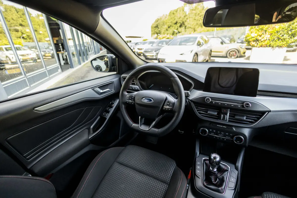 1.0 EcoBoost Hybrid ST Line Style