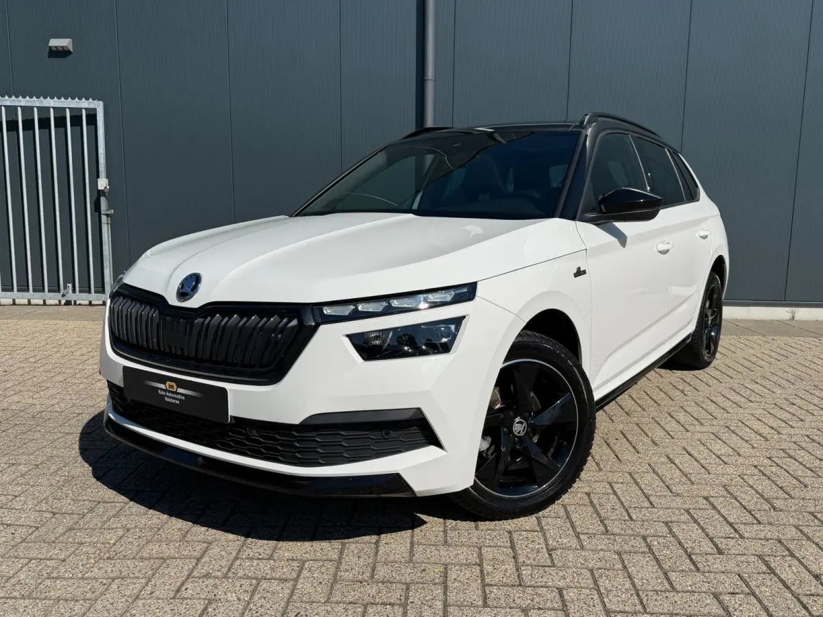 1.0 TSI Monte Carlo * Panoramadak * Parkeercamera * Navigatiesysteem * Keyless entry*
