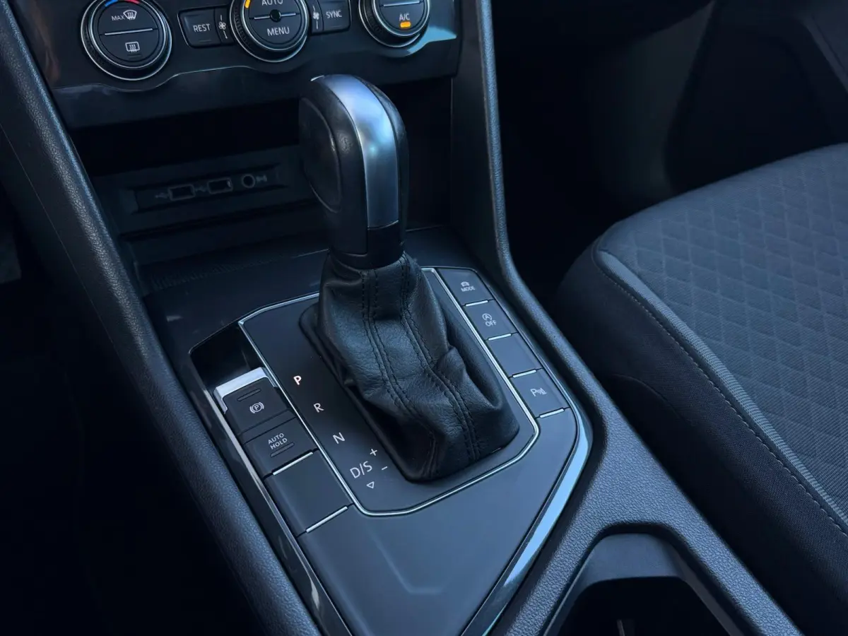 1.5 TSI R-Line | Full LED | CarPlay | Navigatie | Climate | Adaptive cruise