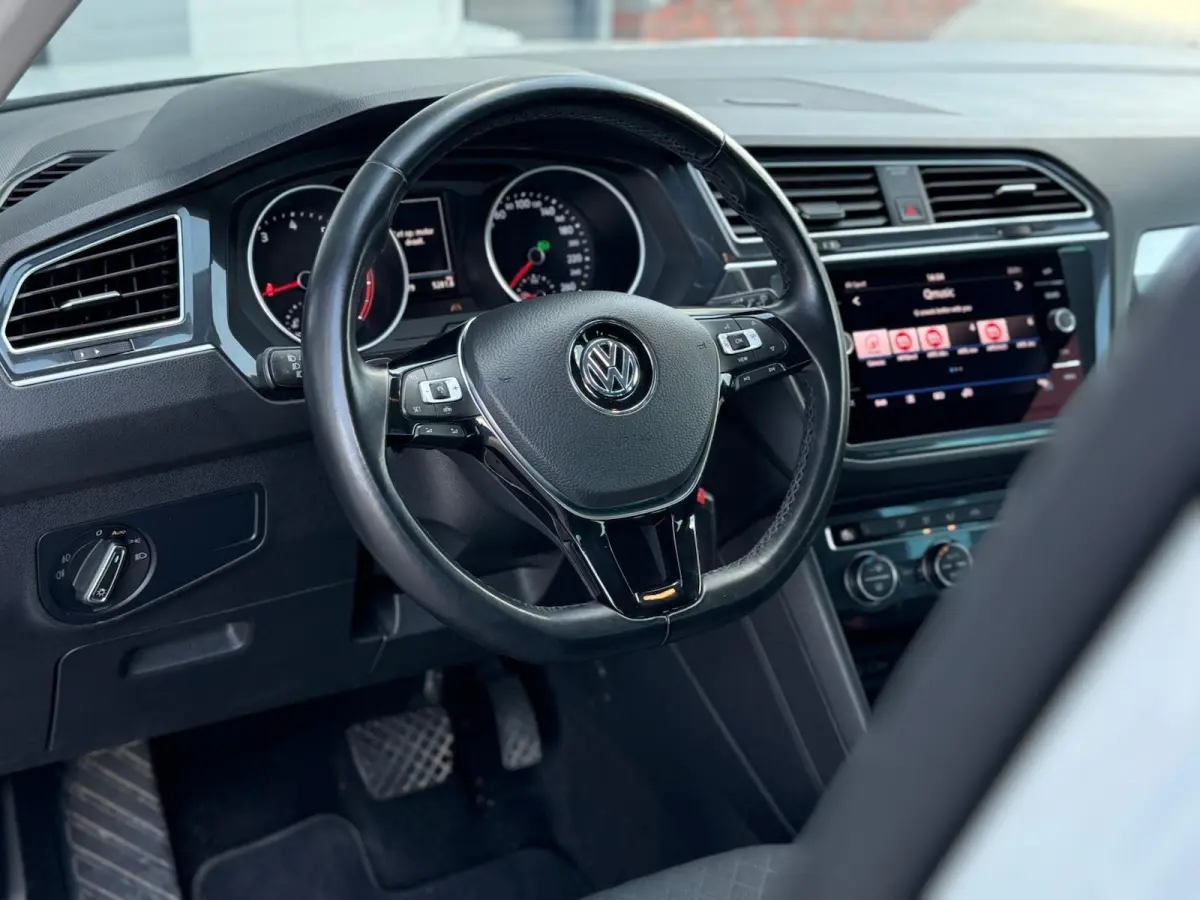 1.5 TSI R-Line | Full LED | CarPlay | Navigatie | Climate | Adaptive cruise