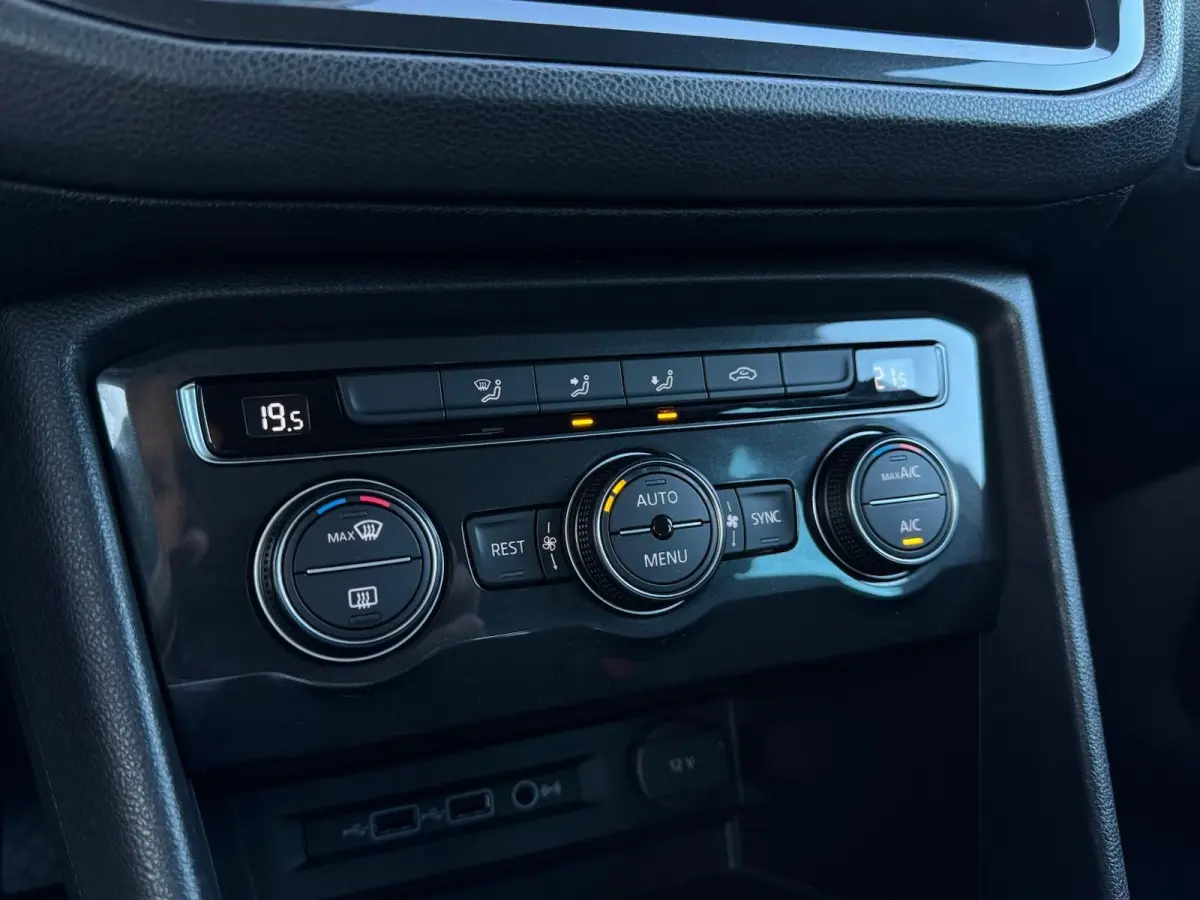 1.5 TSI R-Line | Full LED | CarPlay | Navigatie | Climate | Adaptive cruise