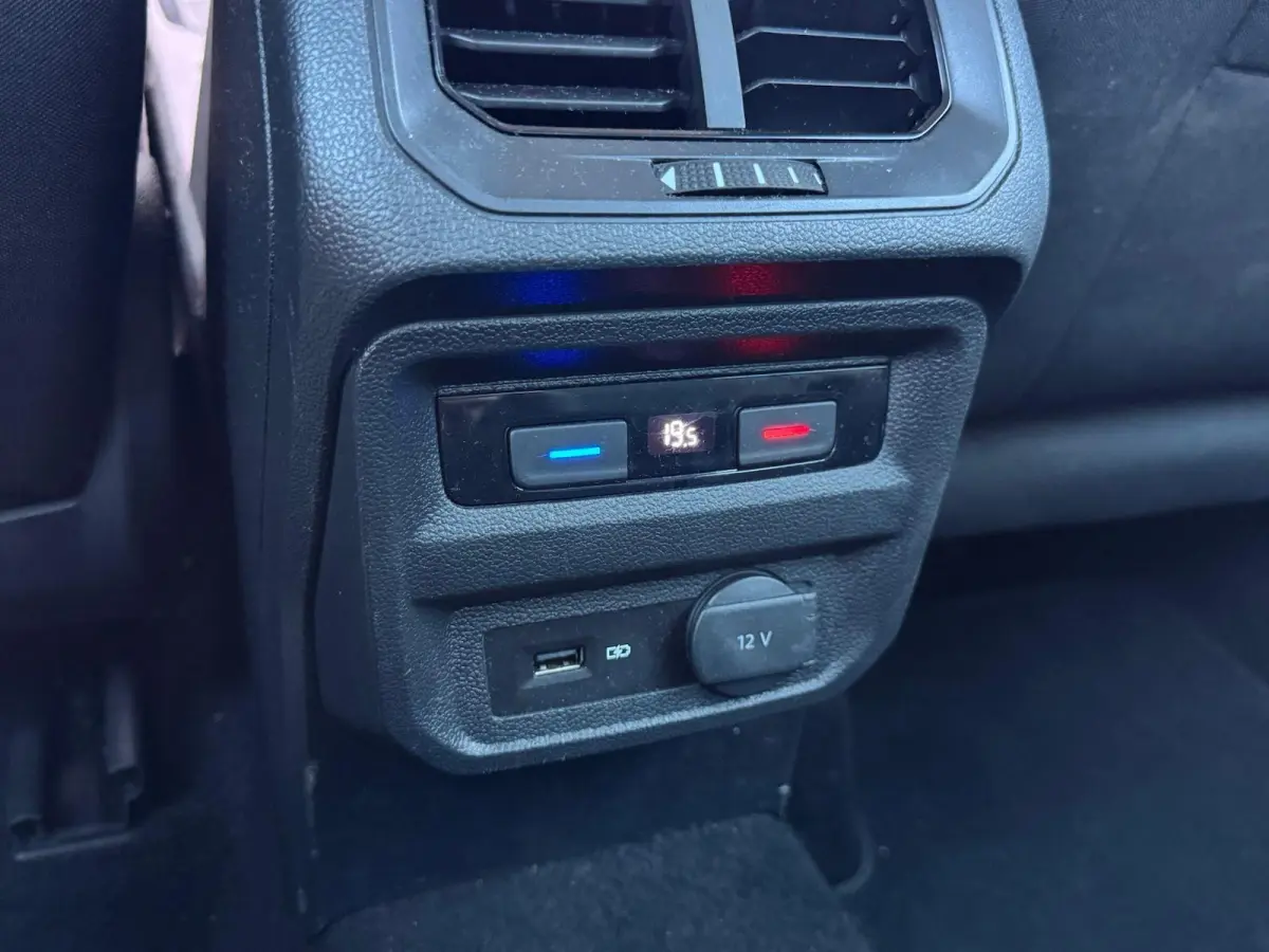 1.5 TSI R-Line | Full LED | CarPlay | Navigatie | Climate | Adaptive cruise