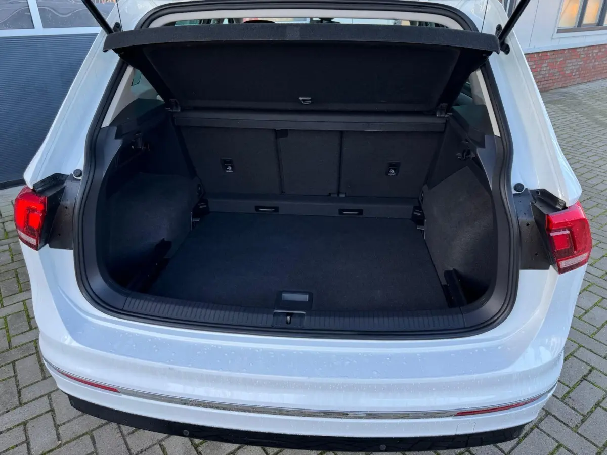 1.5 TSI R-Line | Full LED | CarPlay | Navigatie | Climate | Adaptive cruise