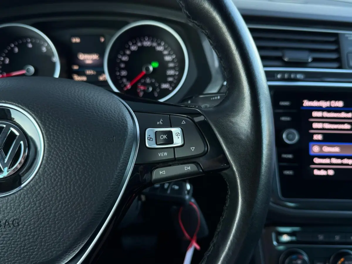 1.5 TSI R-Line | Full LED | CarPlay | Navigatie | Climate | Adaptive cruise