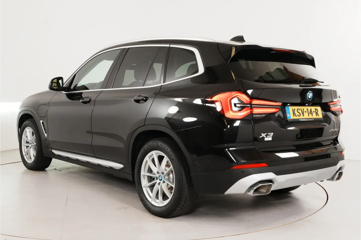xDrive30e PHEV 293 pk | SOH 96% | Leder | 360° | Sportstoelen |