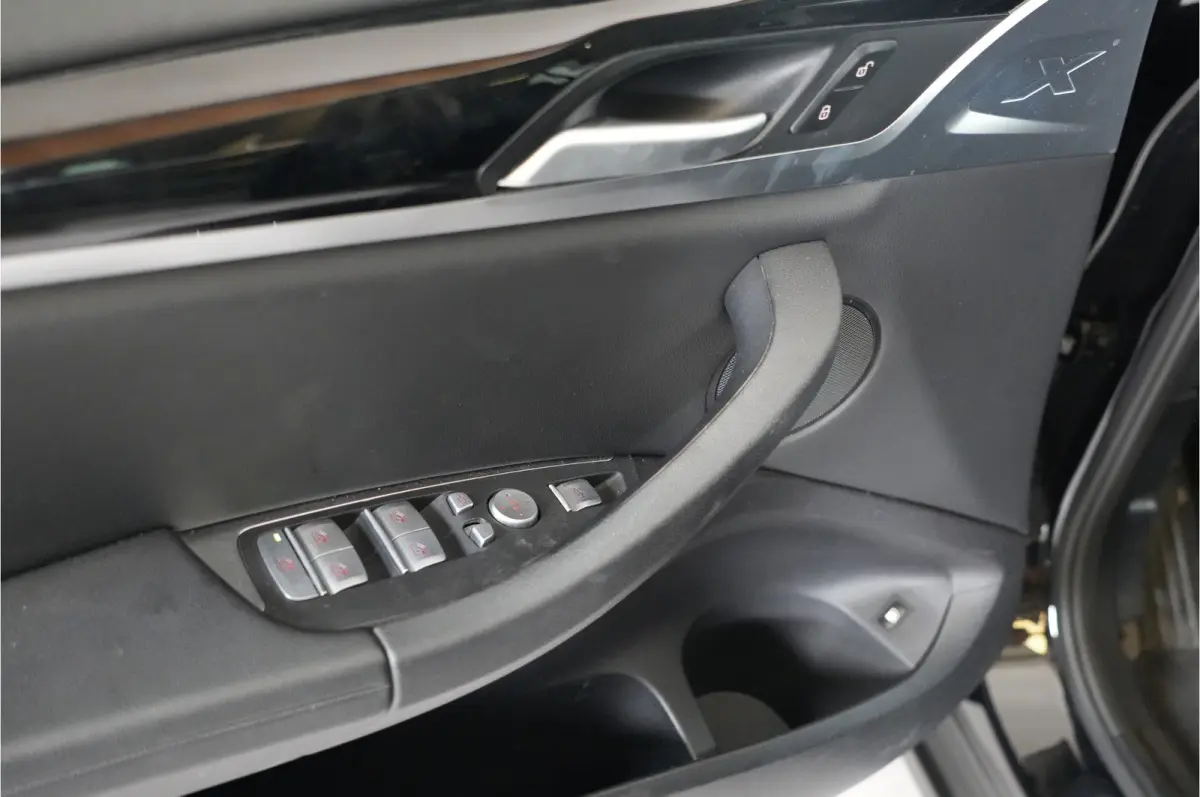 xDrive30e PHEV 293 pk | SOH 96% | Leder | 360° | Sportstoelen |