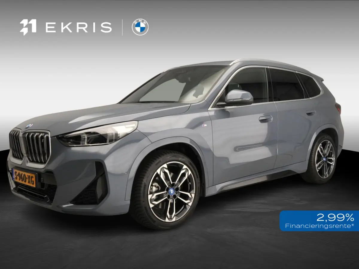 xDrive30 | M-Sportpakket | LED | Navigatie | Active cruise | Stoelverwarming | Keyles go | DAB | Alu 19 inch
