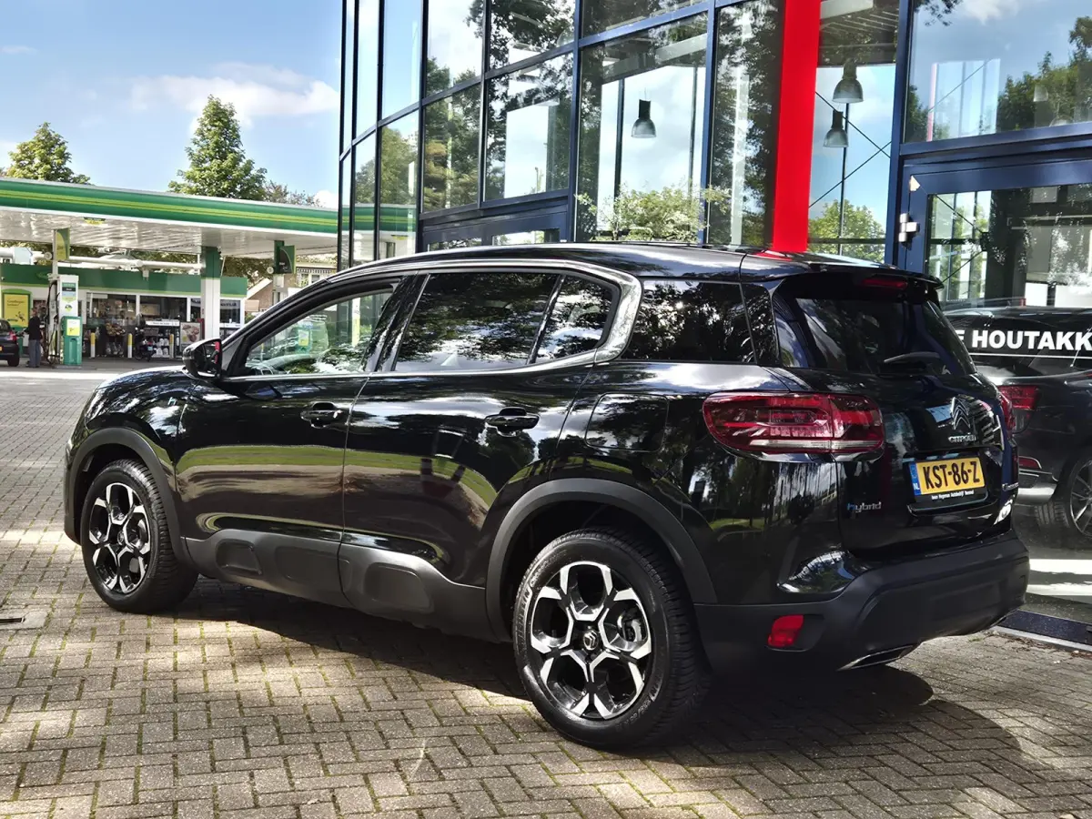 1.6 Plug-in Hybrid Feel | SOH 94.75% | Achteruitrijcamera | Climate control | Apple CarPlay / Android Auto | LM velgen |