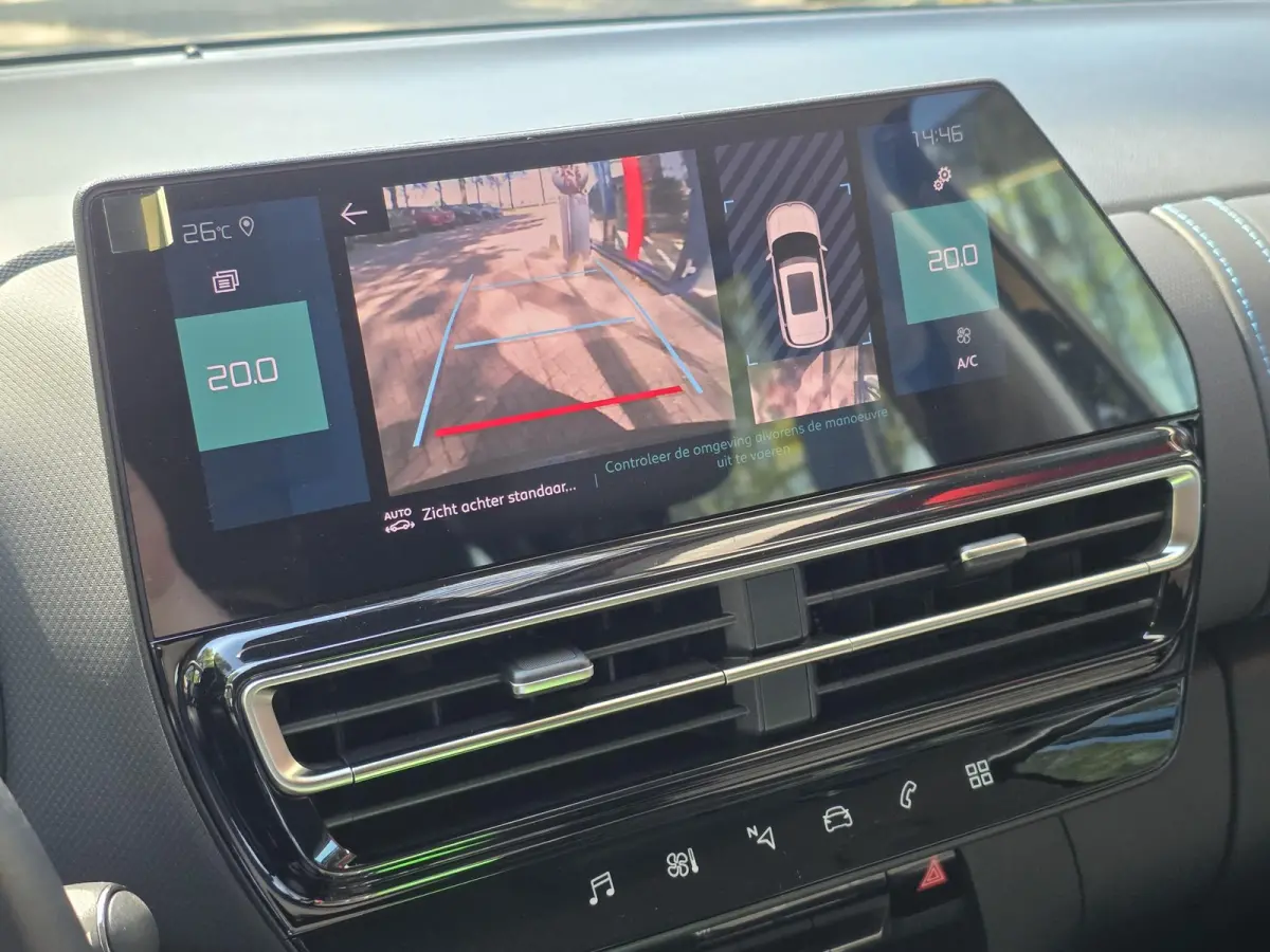 1.6 Plug-in Hybrid Feel | SOH 94.75% | Achteruitrijcamera | Climate control | Apple CarPlay / Android Auto | LM velgen |
