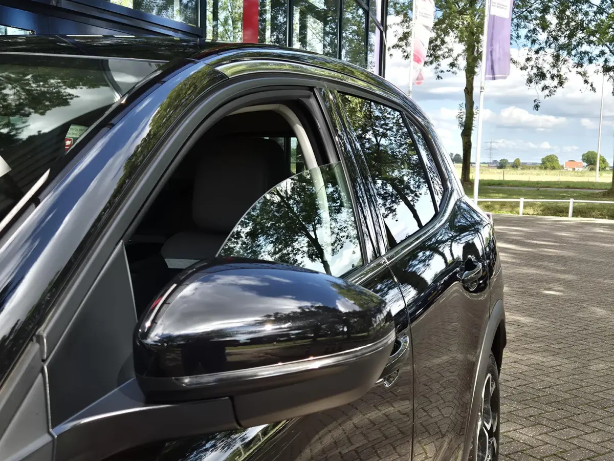 1.6 Plug-in Hybrid Feel | SOH 94.75% | Achteruitrijcamera | Climate control | Apple CarPlay / Android Auto | LM velgen |