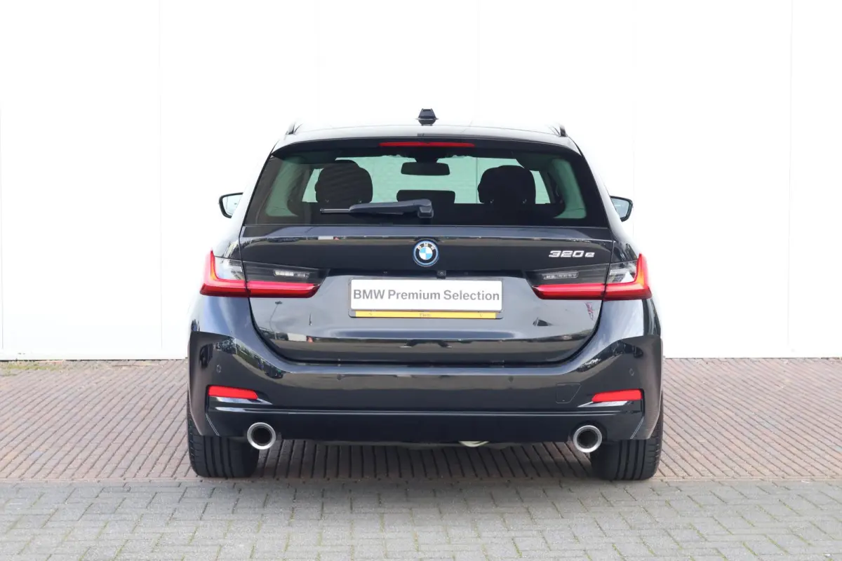320e | Leder | PDC | Comforttoegang | Trekhaak |