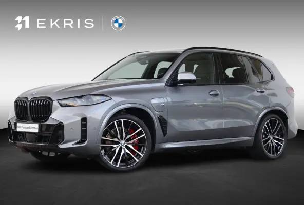xDrive50e | Sport Pakket Pro | Panorama Dak | 22'' LM | Comfortstoelen | Active Steering | Trekhaak |