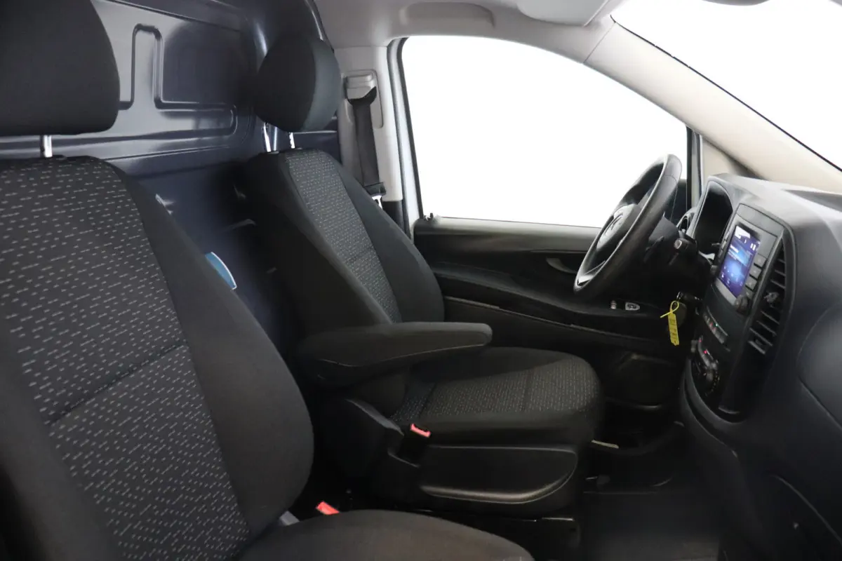 114 CDI XL AUTOMAAT EURO 6 - Airco - Navi - Cruise € 19.900,- Excl.