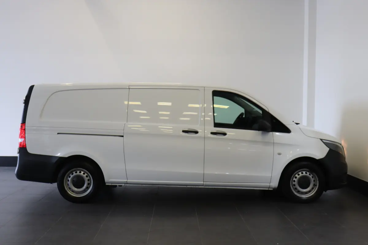 114 CDI XL AUTOMAAT EURO 6 - Airco - Navi - Cruise € 19.900,- Excl.