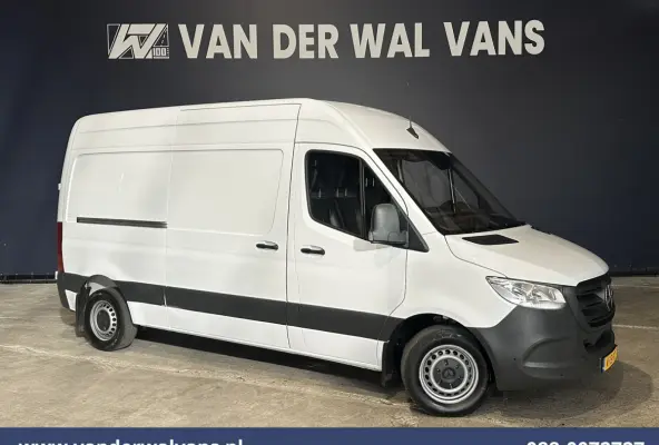 315 CDI 150pk L2H2 Euro6 Airco | Camera | Apple Carplay | Cruisecontrol | Chauffeursstoel Android Auto, Parkeersensoren, Leder, Bijrijdersbank