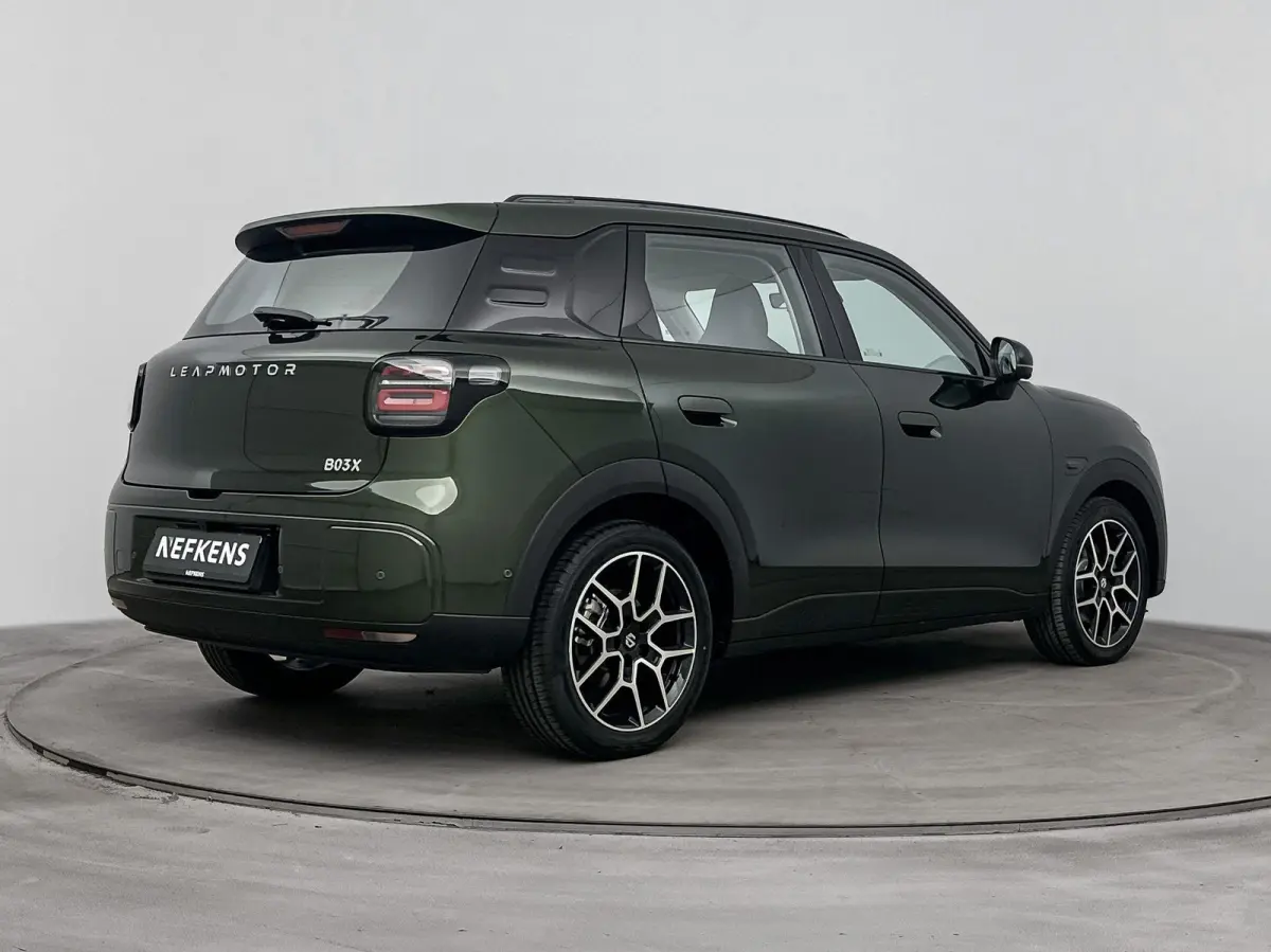 ProMax Design 53 kWh 197pk NIEUW MODEL! | 382 km actieradius (WLTP) | Meerdere kleuren leverbaar | Navigatie | Ecoleather bekleding | 18" lichtmetalen velgen | 510 liter laadruimte