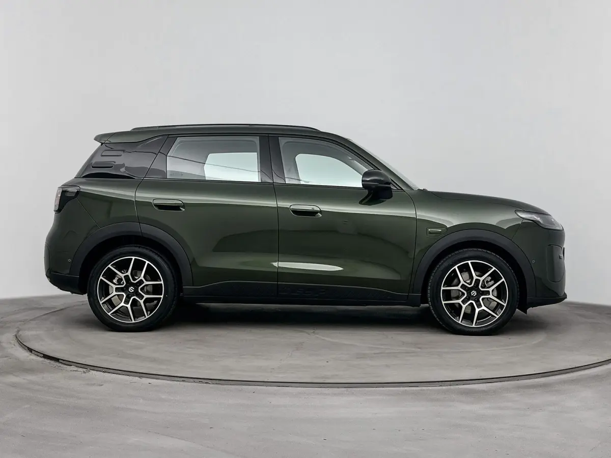ProMax Design 53 kWh 197pk NIEUW MODEL! | 382 km actieradius (WLTP) | Meerdere kleuren leverbaar | Navigatie | Ecoleather bekleding | 18" lichtmetalen velgen | 510 liter laadruimte