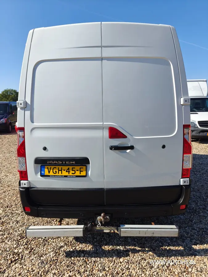 T35 2.3 dCi 135 L2H2 ,+ werkplaats inrichting , Euro 6 , 1e Eig , 140 PK , Apk 8- 2027 , Camera , leuke bus.
