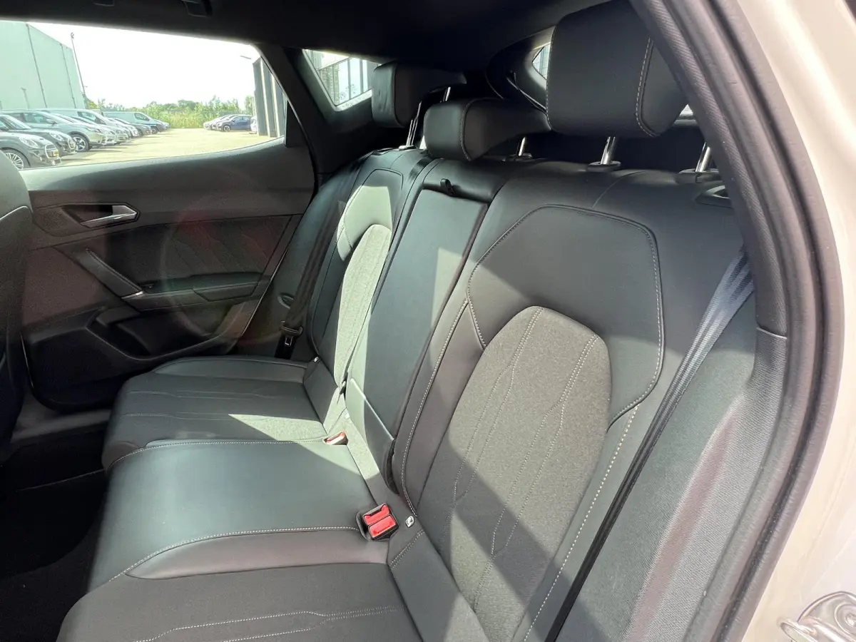 1.4 TSI e-Hybrid | Pano-dak/Carplay/stoel- en Stuurverw./Copper Accenten