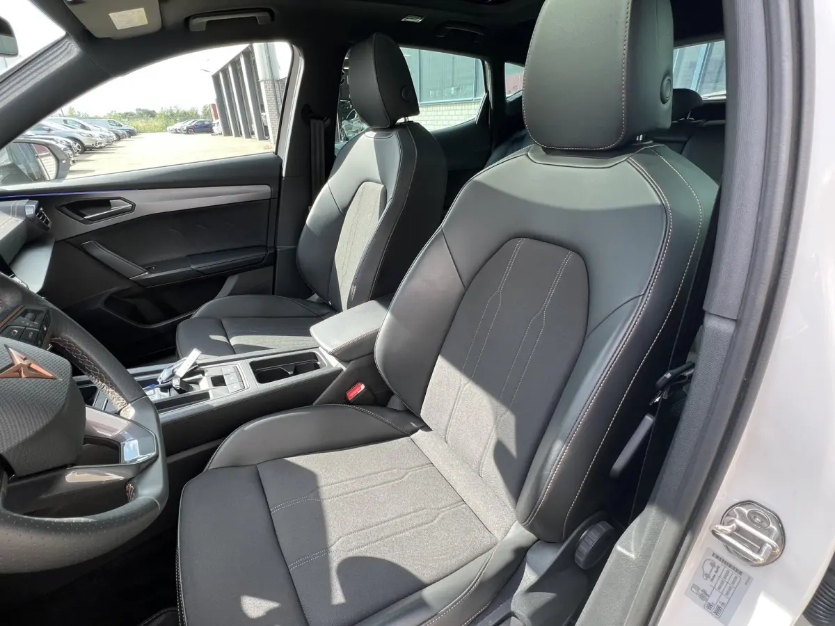 1.4 TSI e-Hybrid | Pano-dak/Carplay/stoel- en Stuurverw./Copper Accenten