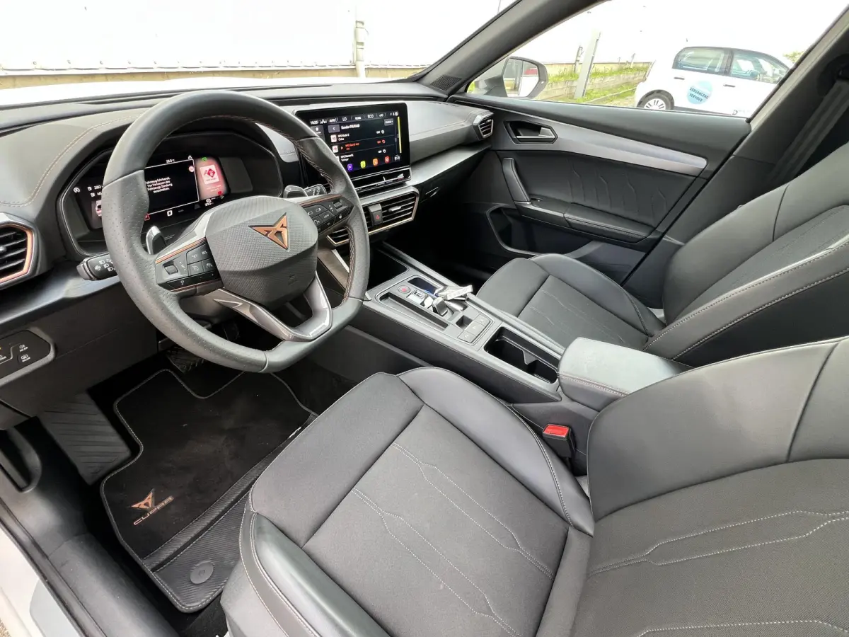 1.4 TSI e-Hybrid | Pano-dak/Carplay/stoel- en Stuurverw./Copper Accenten