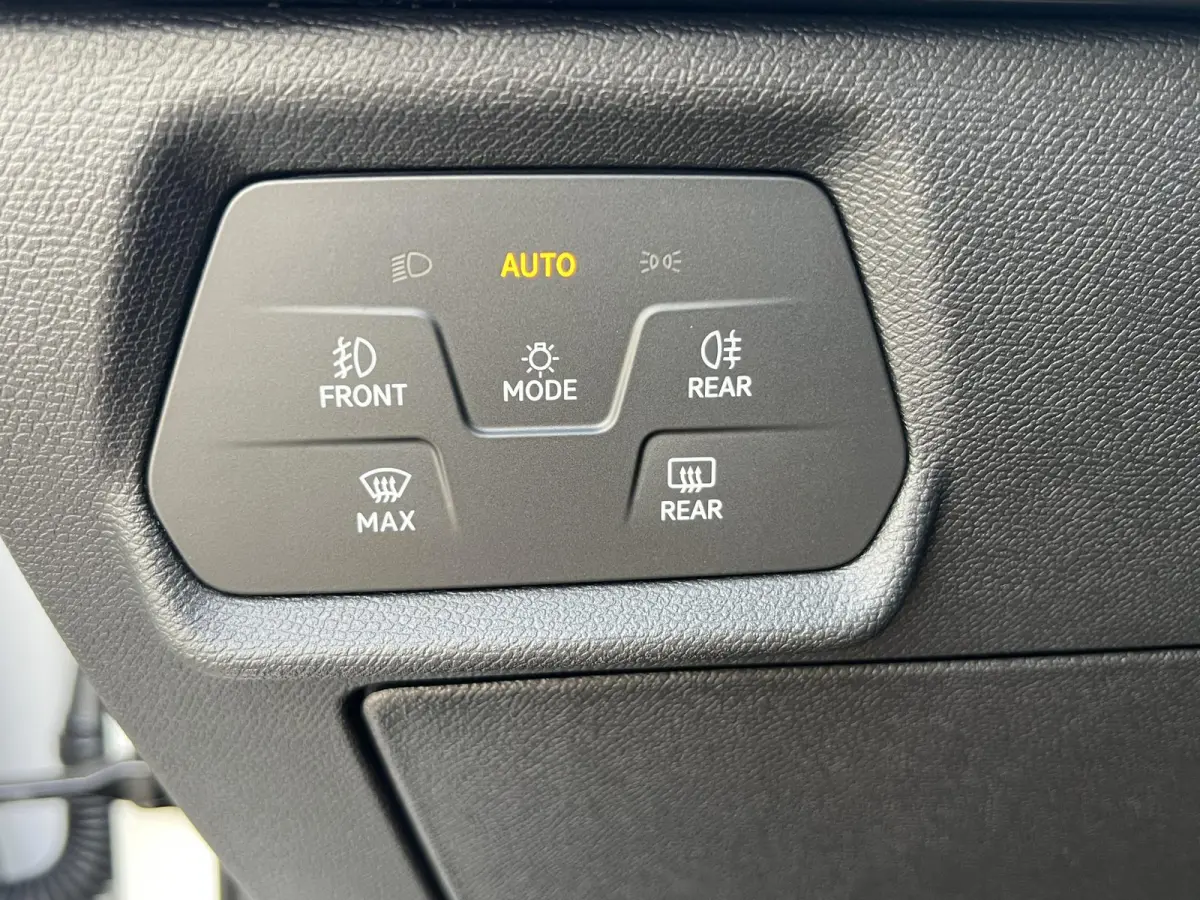 1.4 TSI e-Hybrid | Pano-dak/Carplay/stoel- en Stuurverw./Copper Accenten