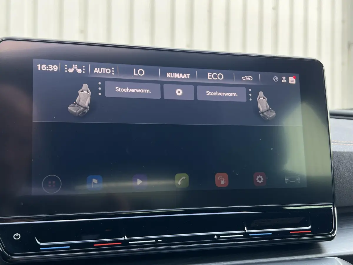 1.4 TSI e-Hybrid | Pano-dak/Carplay/stoel- en Stuurverw./Copper Accenten