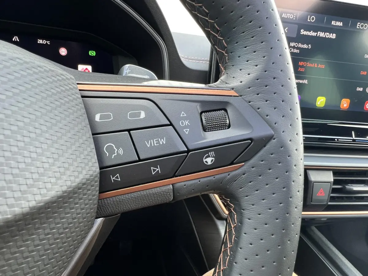 1.4 TSI e-Hybrid | Pano-dak/Carplay/stoel- en Stuurverw./Copper Accenten